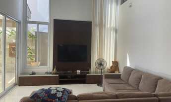 Imagem 5: Casa de condomínio sobrado para venda tem 300 metros quadrados com 3 quartos