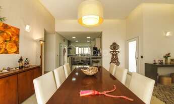 Imagem 5: Casa de condomínio térrea para venda possui 220 metros quadrados com 3 quartos