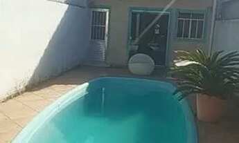 Imagem: Casa com piscina à venda em Itaquaquecetuba