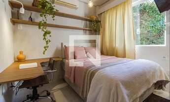 Imagem 6: Casa para Aluguel - Centro, 1 Quarto, 15 m2