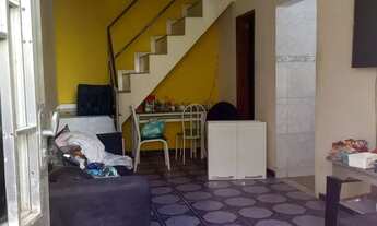 Imagem 2: Casa triplex Casa com 2 dormitórios