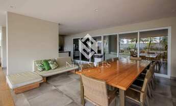 Imagem 2: Apartamento de luxo com três suítes plenas com armários no Setor Bueno