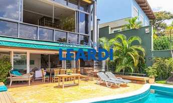 Imagem: CASA ASSOBRADADA - PACAEMBÚ - SP