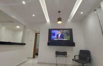 Imagem 6: Semi-mobiliado enfrente ao aeroclube flores na avenida Nilton Lins