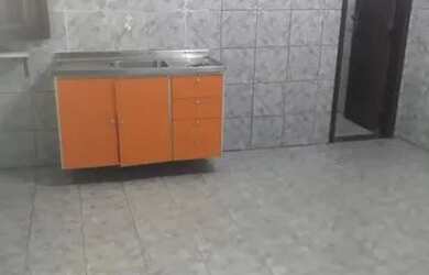 Imagem 4: CASA DE ALUGUEL Casa com 1 dormitório