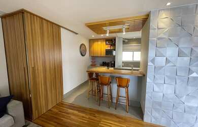 Imagem 5: Belíssimo apartamento, ampla varanda com linda vista, lavabo, 3 quartos, 1 suíte c/ closet