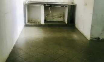 Imagem 3: Vende -se uma casa ? <br>