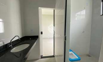 Imagem 4: Linda casa com três suítes em ótima localização no setor Buriti Sereno