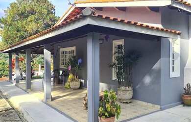 Imagem 2: Casa de condomínio térrea para aluguel e venda, lareira, piscina, churrasqueira, deck, pom