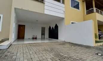 Imagem: Casa com Piscina em Condomínio Fechado