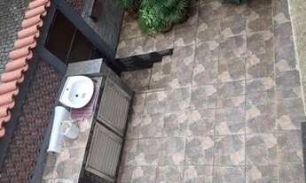 Imagem 4: Alexandre Neimi - vende