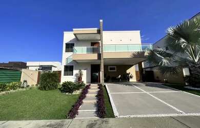 Imagem 2: AL - Casa de condomínio para venda possui 316M2 com 4 quartos