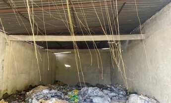 Imagem 3: Galpão medindo 8 metros de largura com 17 metros de fundo, área total 8X25