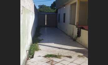 Imagem 3: Casa de 1 quarto podendo fazer 2 de laje bem espaçosa com garagem oportunidade no gaivotas