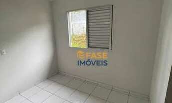 Imagem: Casa com 3 dormitórios e 1 banheiro à