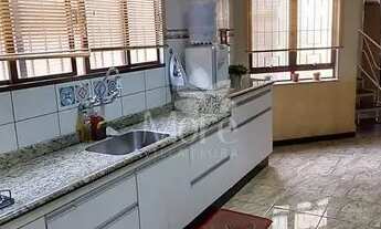 Imagem: Casa à venda 3 Quartos, 1 Suite, 2 Vagas