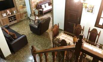 Imagem 7: Casa com 4 quartos no Centro de Itaúna!