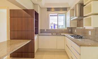 Imagem 2: Apto com 4 quartos (2 suítes) a venda no bairro Atiradores em Joinville SC