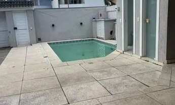 Imagem: Linda casa com 4 Quartos, sendo (suítes)