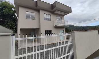 Imagem: JARAGUÁ DO SUL - Casa Padrão - JARAGUÁ