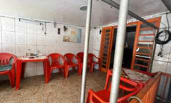 Imagem 2: Casa para aluguel e venda possui 150 metros quadrados com 2 quartos