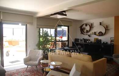 Imagem 6: Cobertura duplex em Higienópolis com 316m² reformada