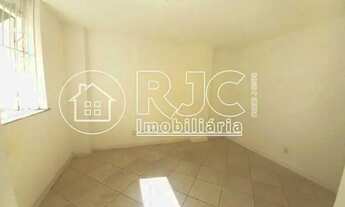 Imagem 2: Imóvel para venda possui 130 metros quadrados com 4 quartos em Tijuca - Rio de Janeiro - R