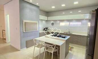 Imagem 3: Casa Nova com Piscina, Área Gourmet e Energia Solar: Conforto e Sustentabilidade em Cada D