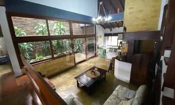 Imagem 3: Casa residencial para alugar no bairro Cristal com 500 m² e 5 dormitórios/quartos