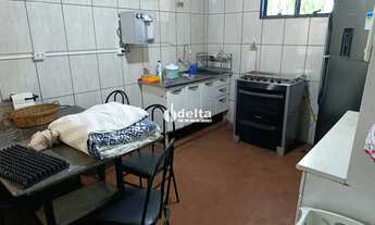 Imagem 6: Chácara com 4 quartos disponível para locação e venda no bairro Chácaras Oliveira em Uberl