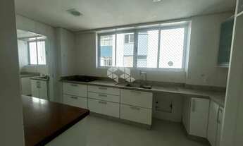 Imagem 5: APARTAMENTO COM 3 SUÍTES E VISTA PARA O MAR NO CENTRO DE FLORIANÓPOLIS