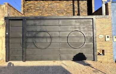 Imagem 2: Casa 3 Quartos Reformada - Jd. Florença - Área Gourmet e Porcelanato - R$ 370 Mil