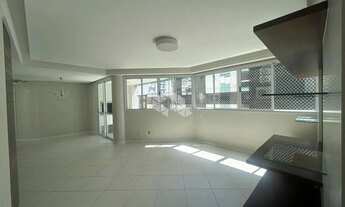 Imagem 3: APARTAMENTO COM 3 SUÍTES E VISTA PARA O MAR NO CENTRO DE FLORIANÓPOLIS