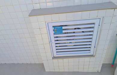 Imagem 3: Embaré - Sobreposta térrea seminova - 3 dormitórios, 2 suítes, banheira de hidromassagem