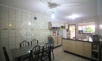 Imagem 5: APARTAMENTO com 3 quartos (1 suítes) em Peruíbe, no bairro Centro