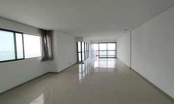 Imagem 2: Apartamento para aluguel possui 204 metros quadrados com 4 quartos em Pina - Recife - PE