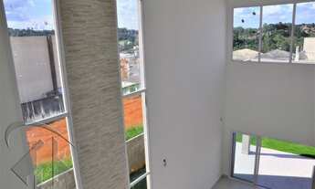 Imagem 2: CASA NOVA! OPORTUNIDADE! PISO NOS DORMITÓRIOS, LUMINÁRIAS, CHUVEIRO!