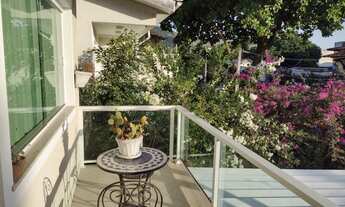 Imagem 4: Casa duplex 3 qtos, suites, varandas, churrasqueira,piscina, sauna, em São Francisco - Nit