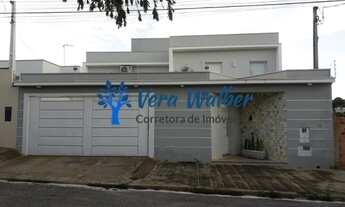 Imagem: Casa com 3 dorm/1suíte e piscina no Bairro