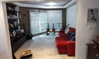 Imagem 5: Casa de alto padrão na venda na Vila Oliveira em Mogi das Cruzes