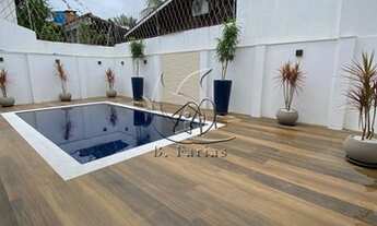 Imagem: Casa padrão com 4 quartos e piscina