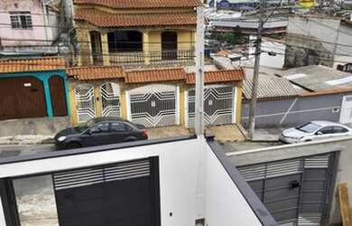 Imagem 2: Sobrado para Venda em Mogi das Cruzes, Jardim Universo, 3 dormitórios, 1 suíte, 2 banheiro