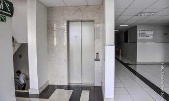 Imagem 3: 2 LOJAS PISTÃO SUL 700m2 + 500m2 PARA LOCAÇÃO