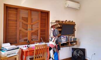 Imagem 2: Casa para venda possui 263 metros quadrados com 4 quartos em Riviera Fluminense - Macaé