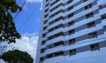 Imagem 1: Apartamento para venda possui 82 metros quadrados com 3 quartos em Boa Viagem - Recife - P