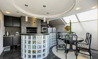 Imagem 5: Ensolarada e arejada cobertura em excelente localização da Água Verde. Venha conhecer seu