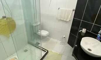 Imagem 2: Casa de condomínio para venda tem 180 metros quadrados com 3 quartos