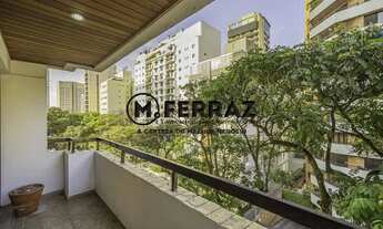 Imagem 3: Apartamento reformado de 180m² com 4 suítes no Itaim Bibi