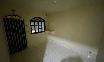 Imagem 3: Casa com excelente espaço gourmet com piscina na Rua Santa Rosa esquina com a Rua Bangu R