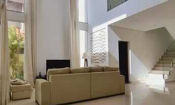 Imagem 7: Aconchegante sobrado em condomínio fechado - Viva com segurança e comodidade